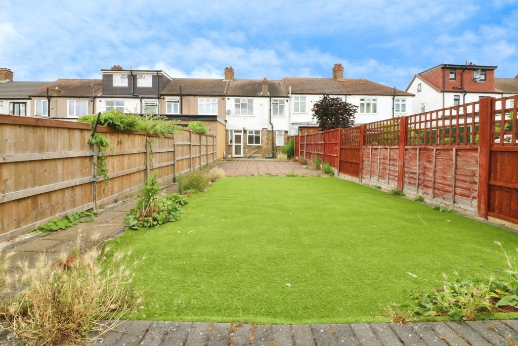 Property photo 2 of 15 Rear Garden