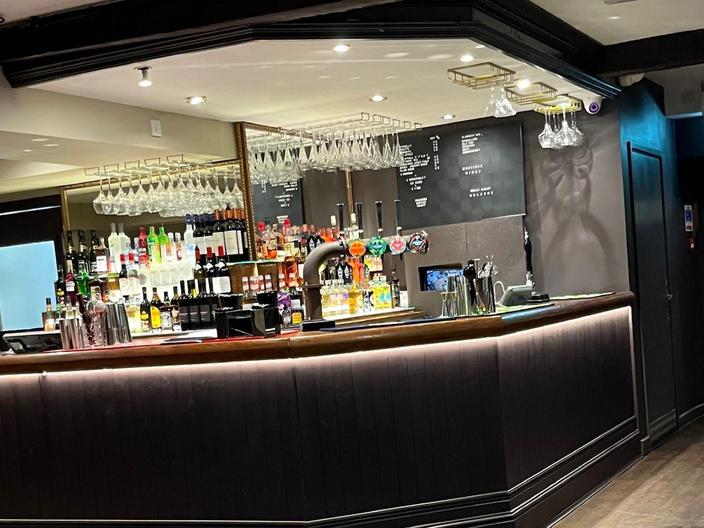 Property photo 3 of 16 Photo 2