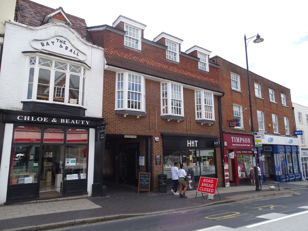 Property photo 1 of 3