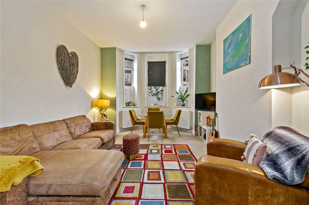 Property photo 1 of 10 Picture No. 01