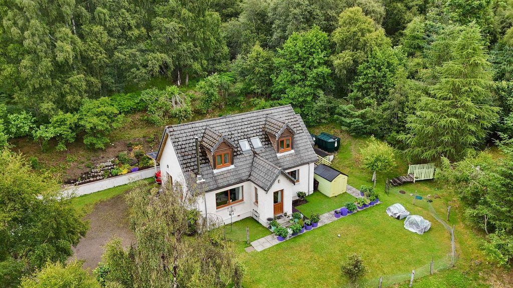 Property photo 1 of 35