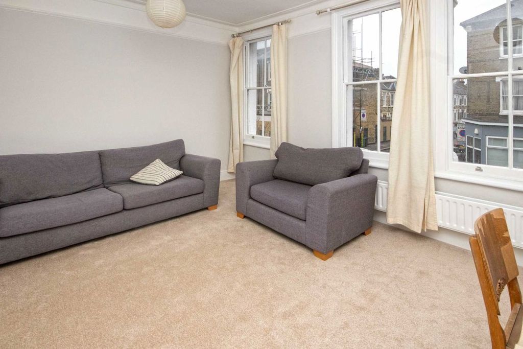 Property photo 2 of 4