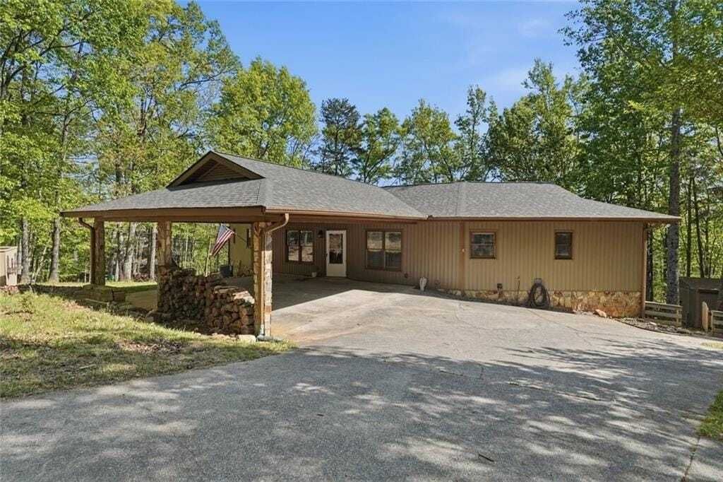 Property photo 1 of 30