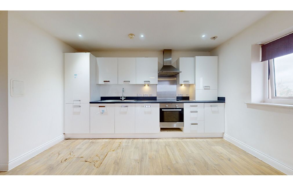 Property photo 1 of 10 Photo 0