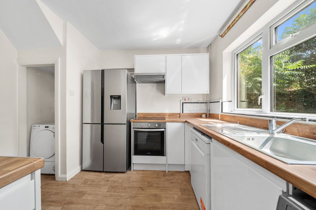 Property photo 2 of 14 Photo 10