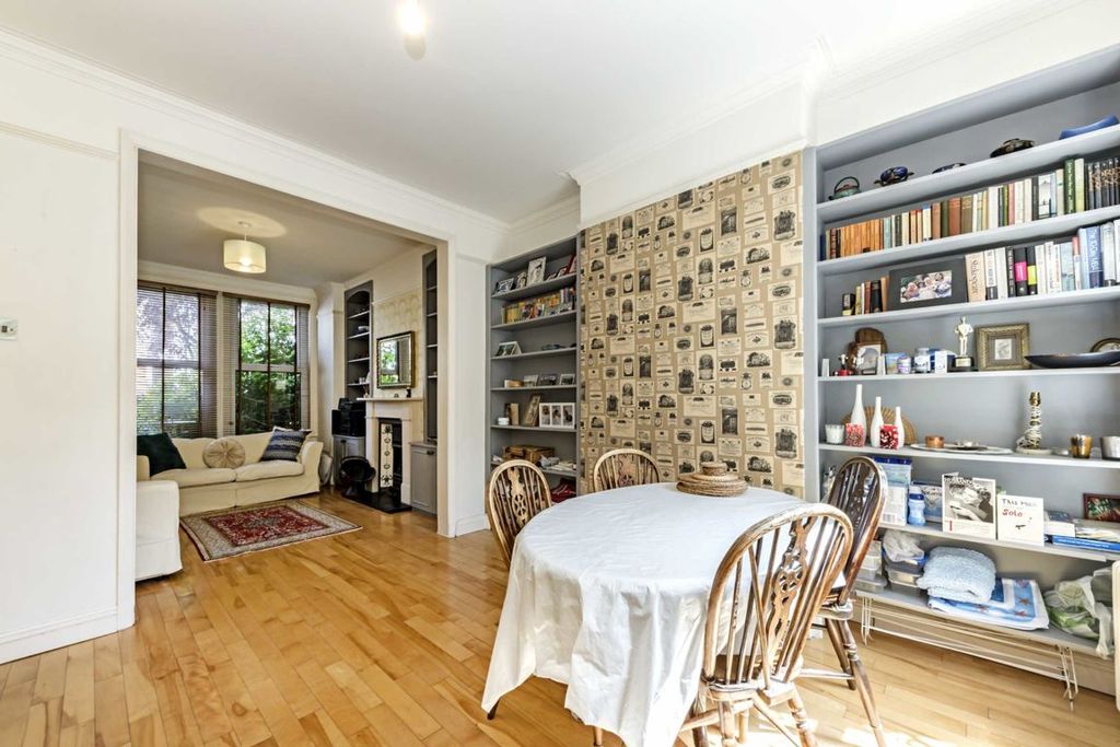Property photo 3 of 7