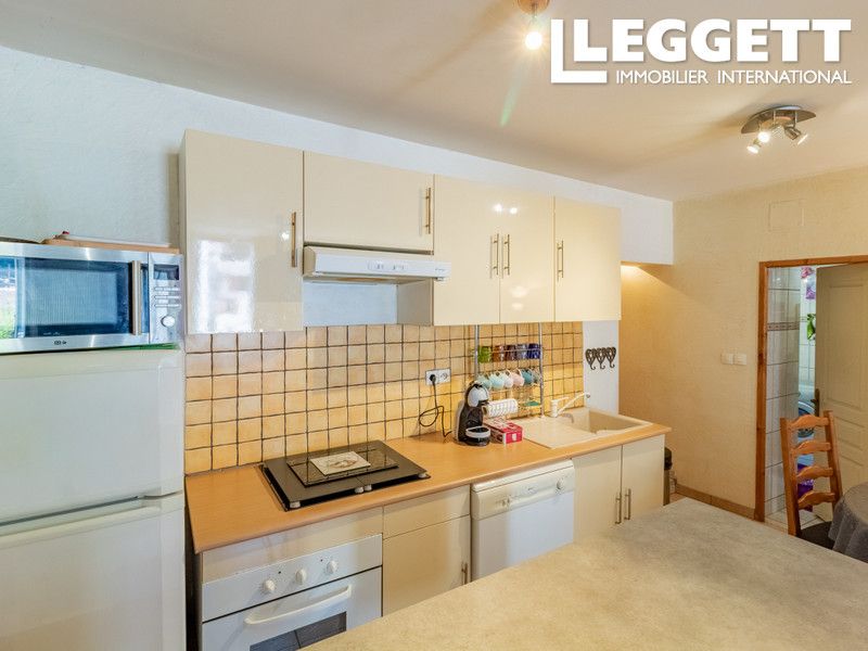 Property photo 3 of 10