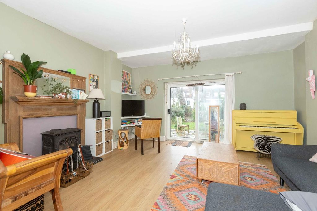 Property photo 3 of 19 Cottage-15.Jpg