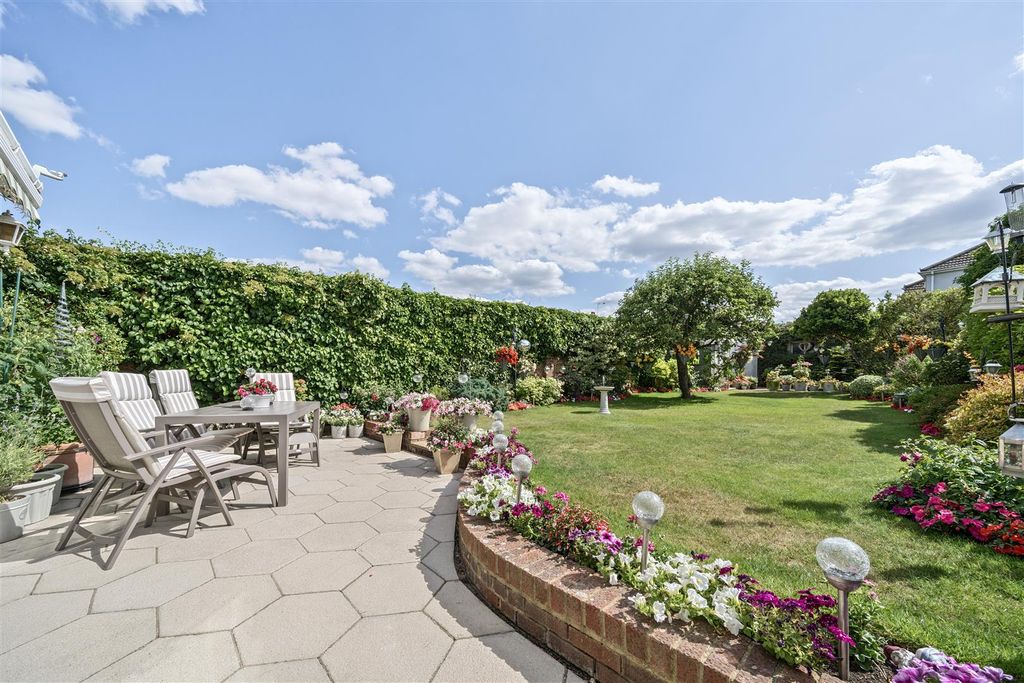 Property photo 3 of 23 Rear Garden