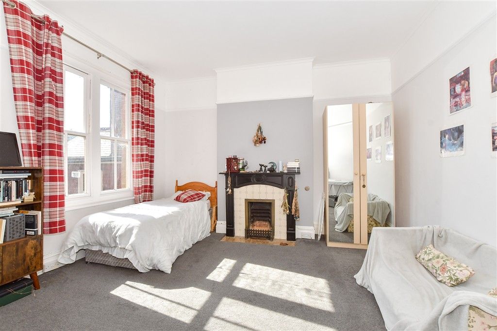 Additional image 12 of 5 bed semi-detached house for saleBeach Road, Littlehampton, West Sussex BN17