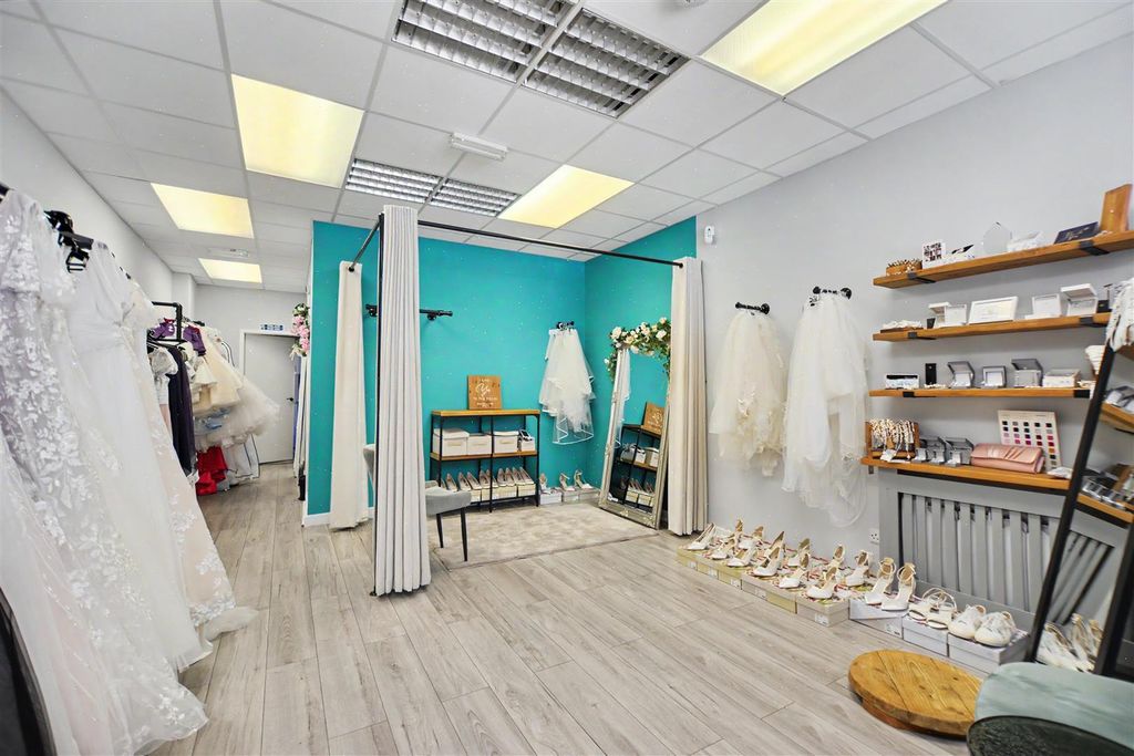 Property photo 3 of 26 Shop_3.Jpeg