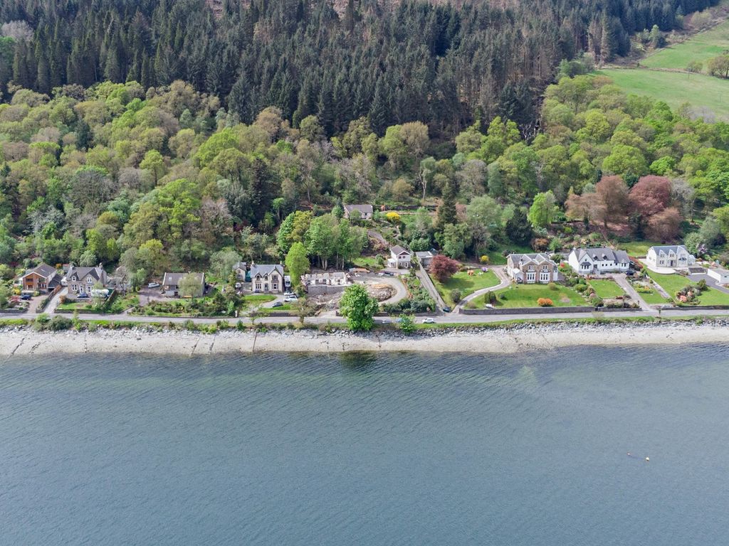 Property photo 1 of 7 Coastal Location