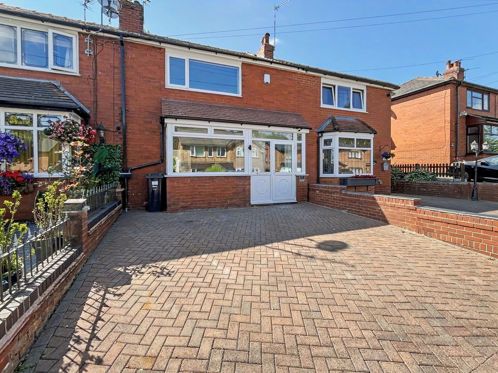 Property photo 1 of 28