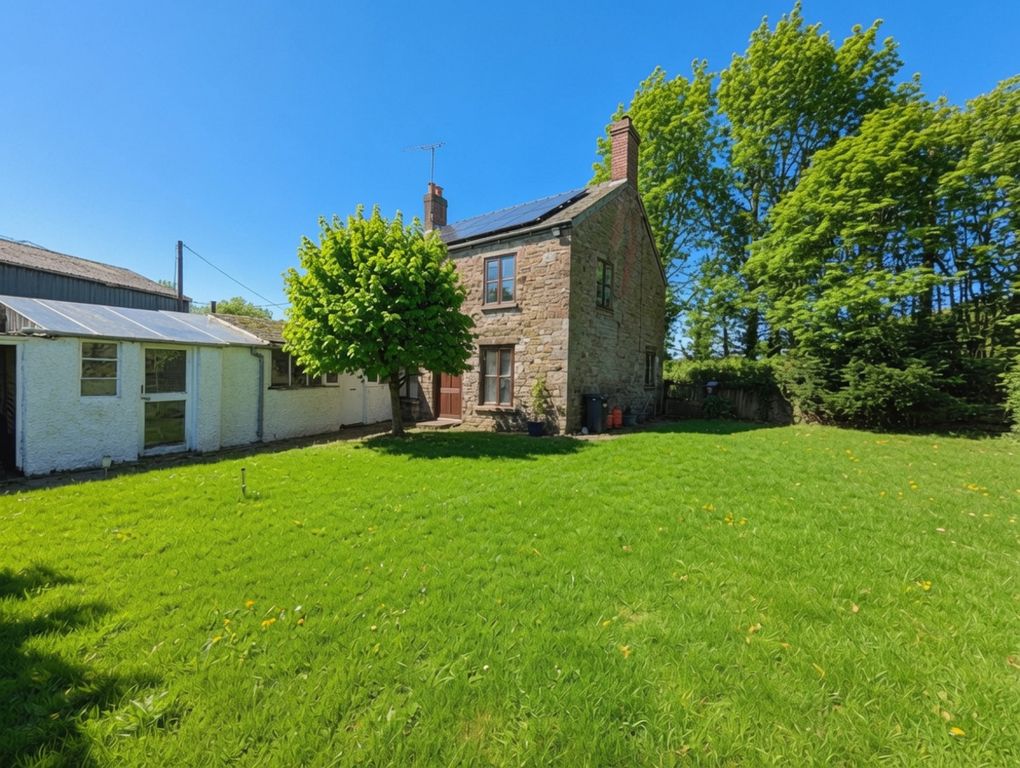 Property photo 3 of 44