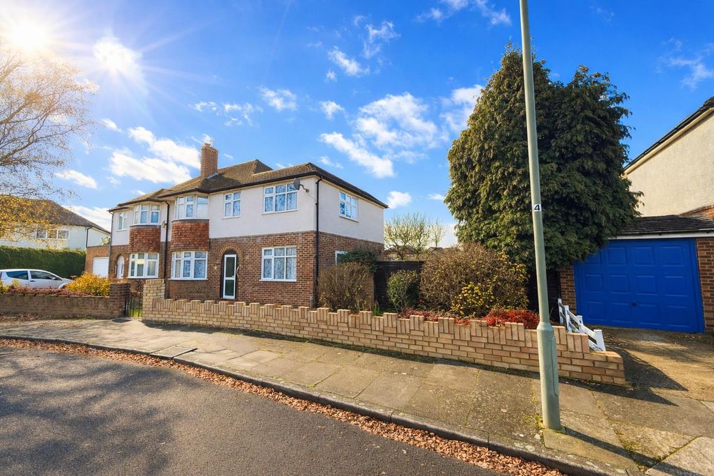 Property photo 1 of 19 Chatgpt Image Dec 17, 2025, 04_13_56 Pm.Png