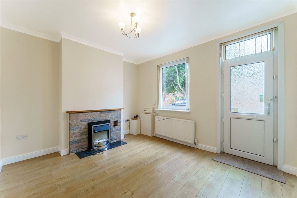 Property photo 3 of 25 Picture No. 09