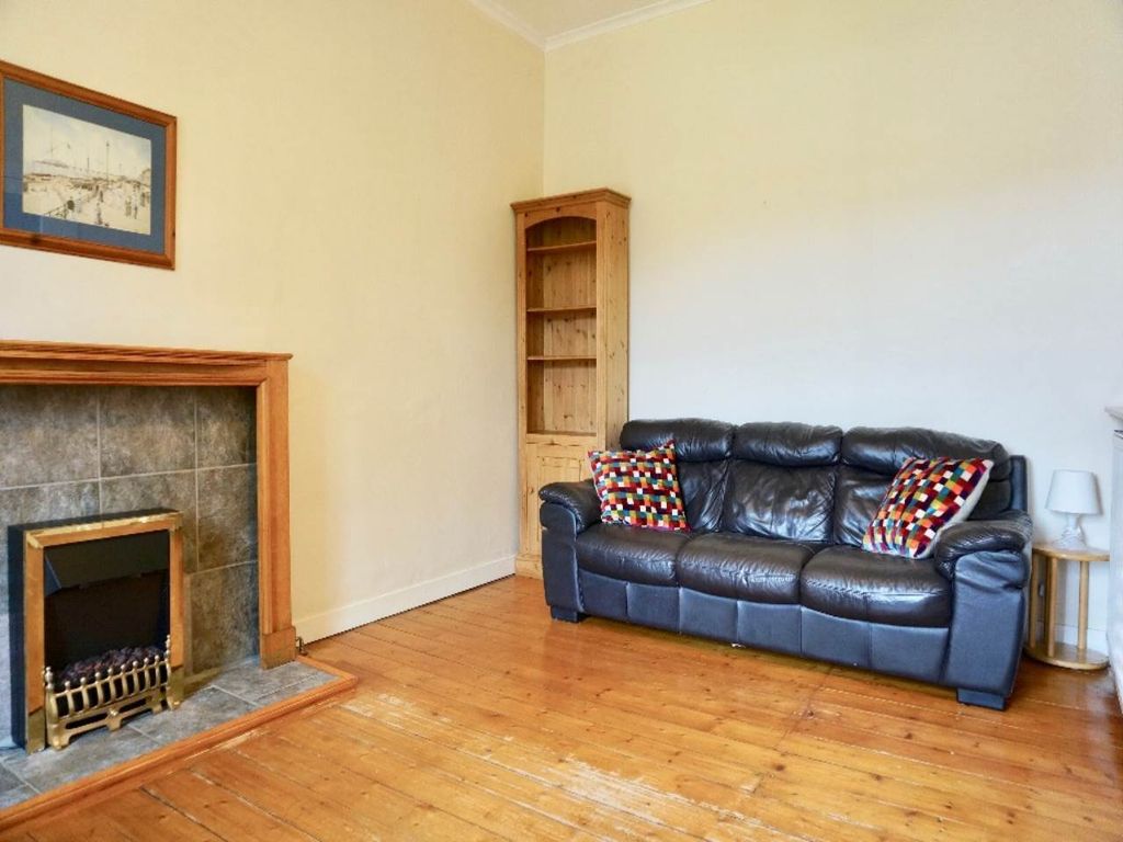 Property photo 2 of 11 Mar Loung