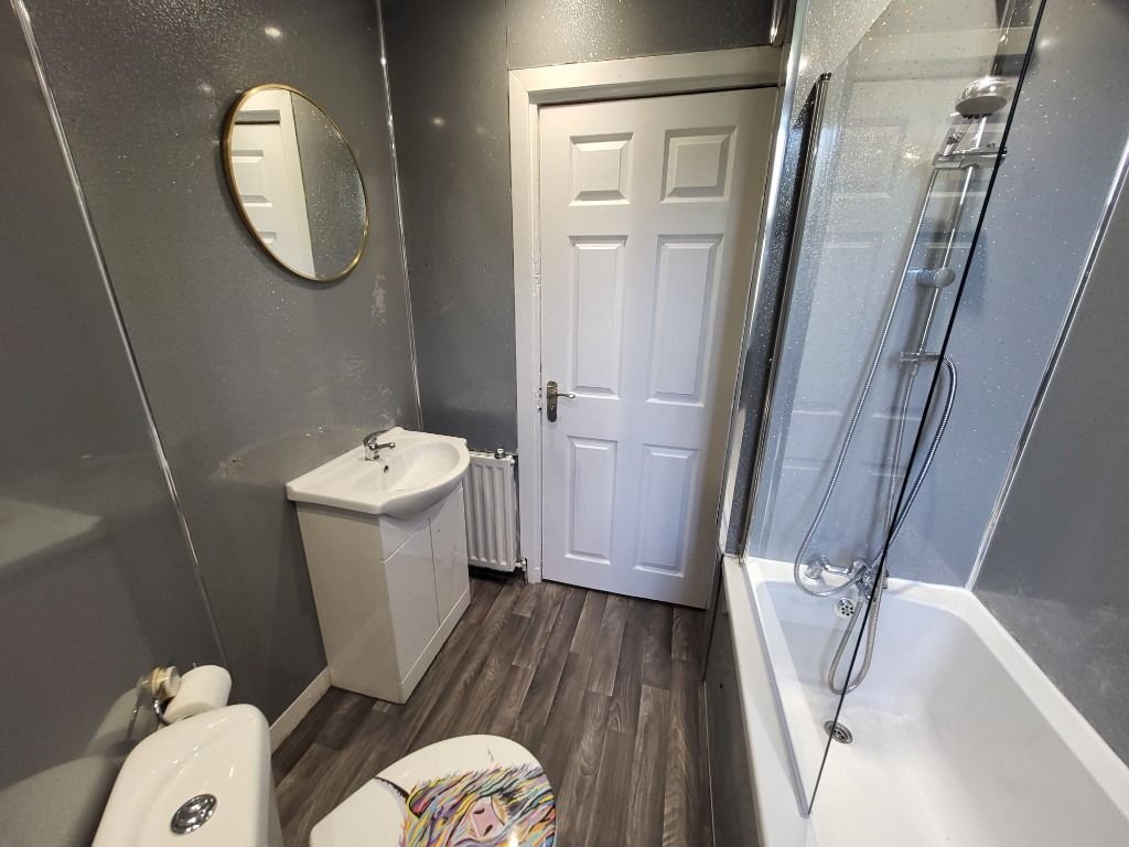 Additional image 4 of 4 bed flat to rentJessiman Square, Renfrew, Renfrewshire PA4