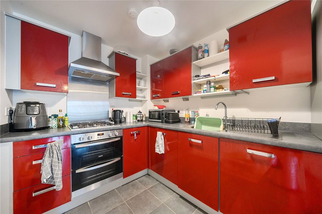 Property photo 2 of 34 Kitchen