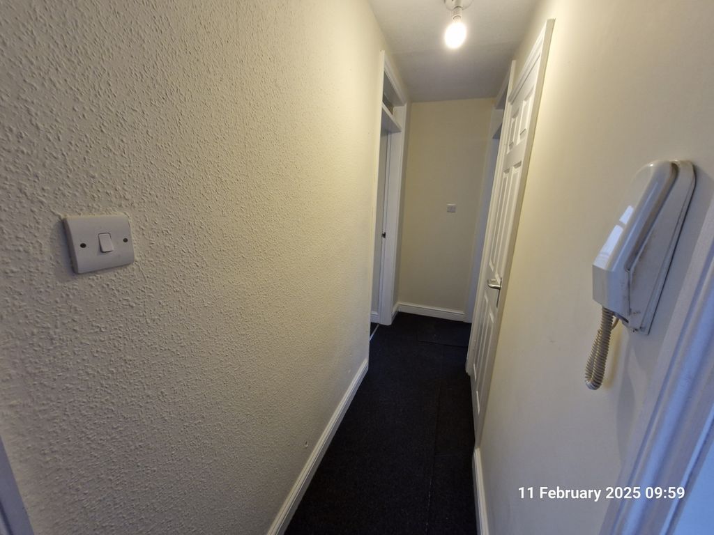 Property photo 2 of 6 20250211_095943