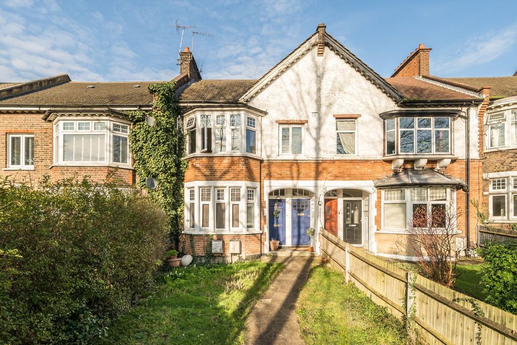 Property photo 1 of 6