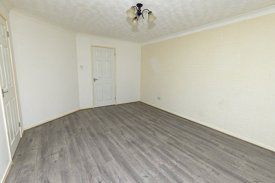 Property photo 3 of 8 Picture No. 09