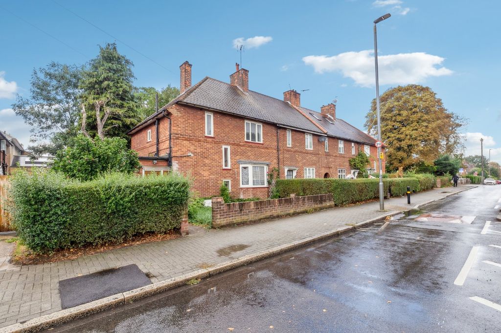 Property photo 1 of 6