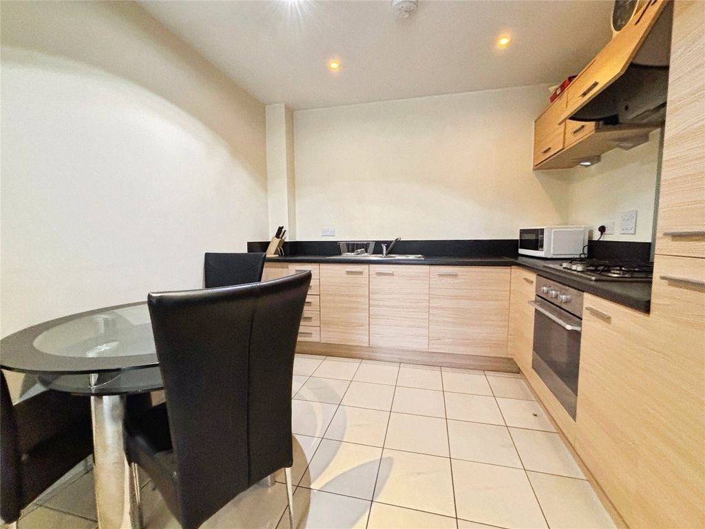 Property photo 3 of 7 Picture No. 13