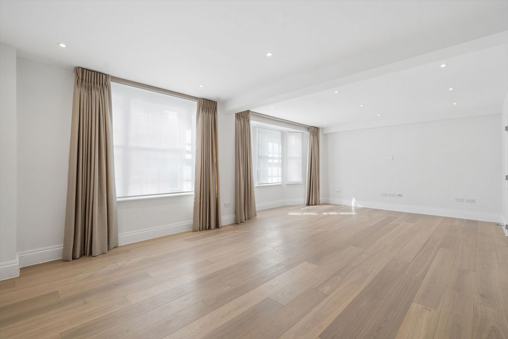 Property photo 1 of 16 Image