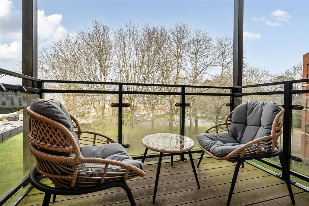 Property photo 1 of 15 1423667-6-69Aed2Fa26cc1.Jpg