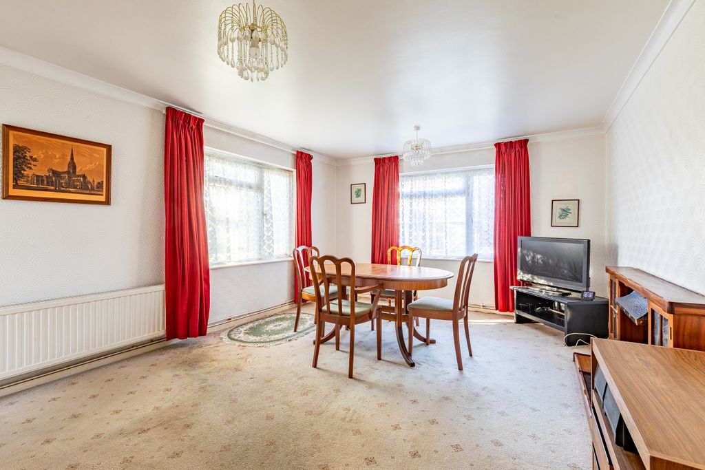 Property photo 2 of 15 Photo 2