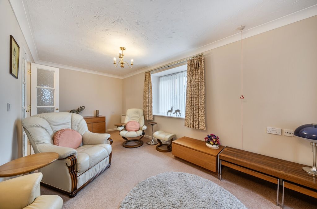 Property photo 2 of 13 1396366-1-695d124Eb09A0