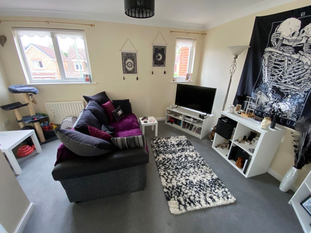 Property photo 2 of 9