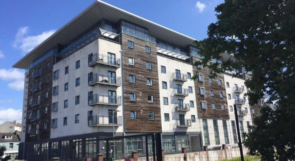 Property photo 1 of 9