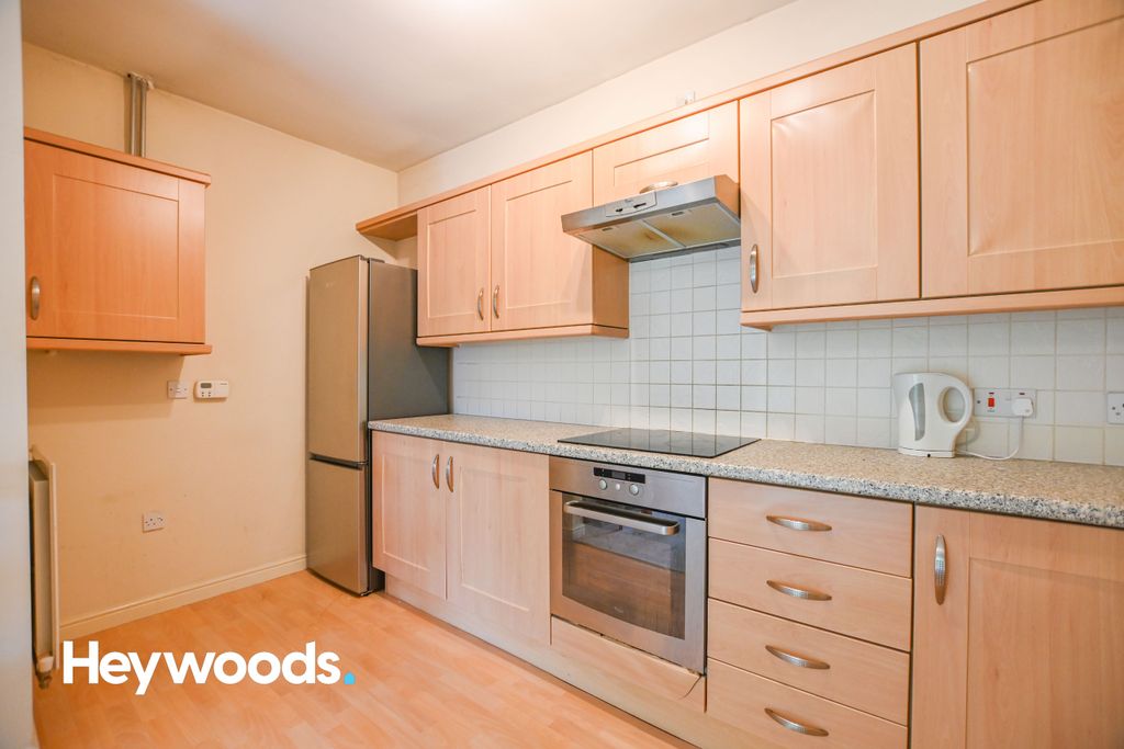 Property photo 3 of 9 Listing_283418_0030_d92E7528