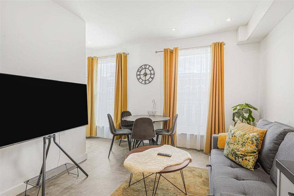 Property photo 2 of 6 Mnh04156.Jpg