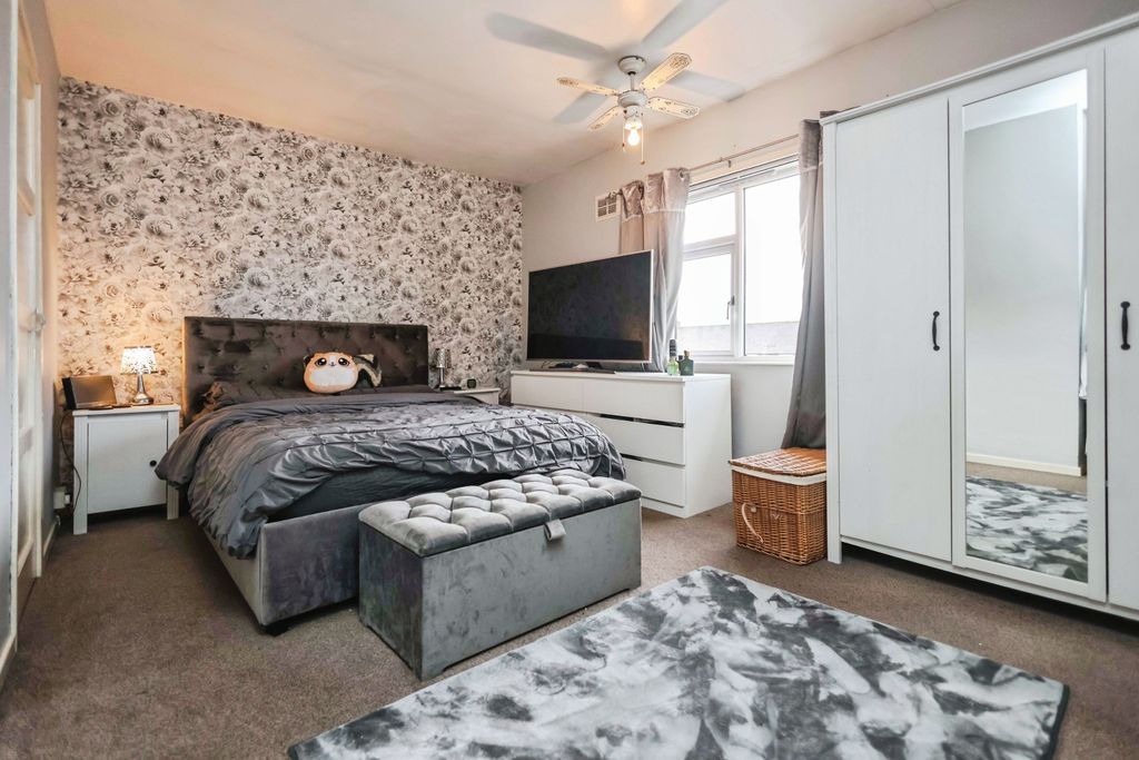 Additional image 11 of 4 bed terraced house for saleWoodward Road, Pershore WR10