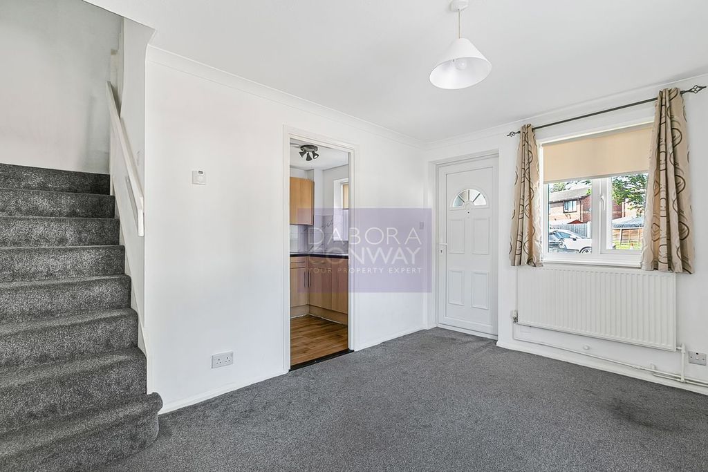 Property photo 2 of 14