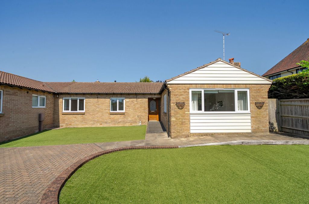 Property photo 1 of 16
