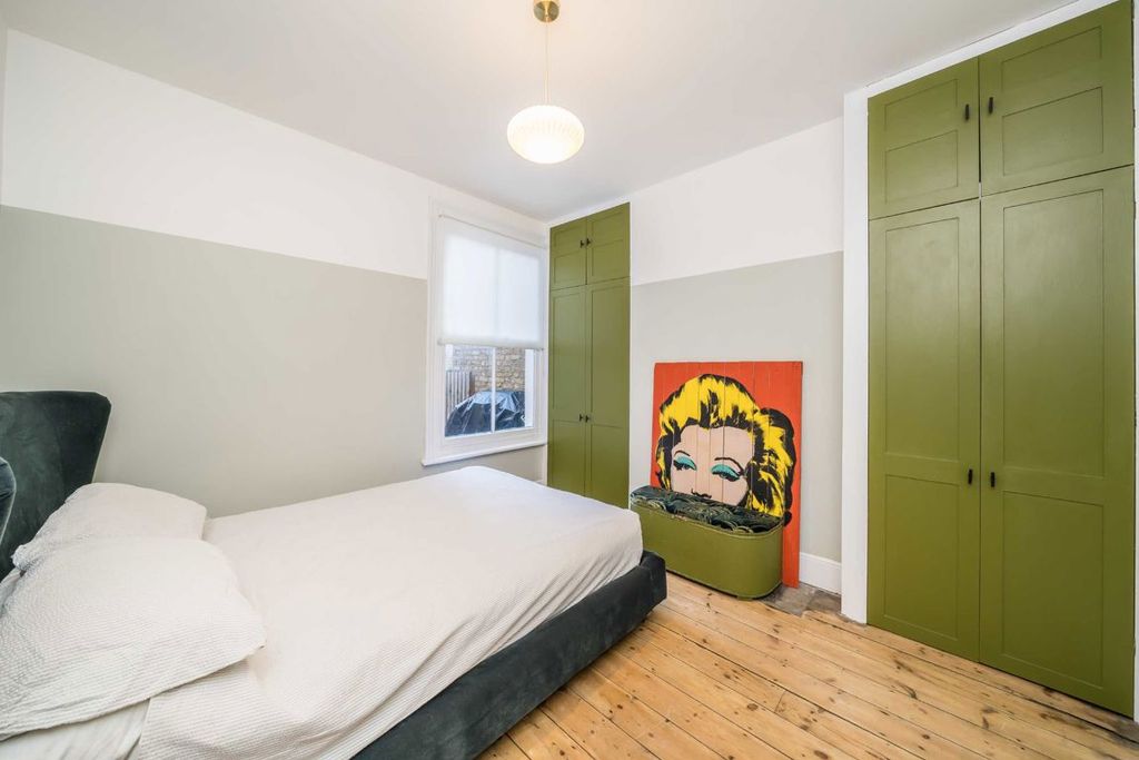 Property photo 3 of 7