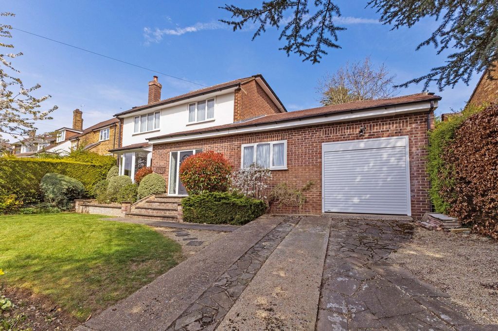 Property photo 1 of 18