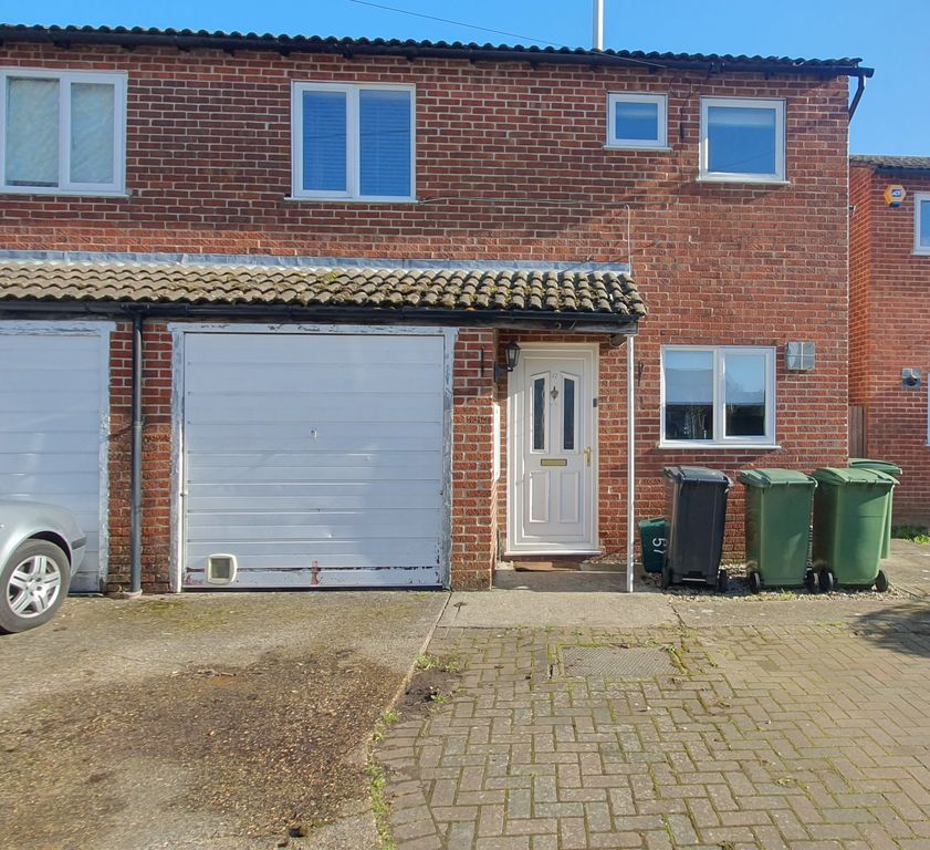 Property photo 1 of 9