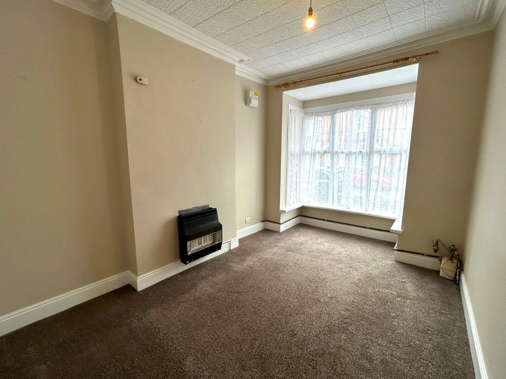 Property photo 2 of 11 Picture No. 03