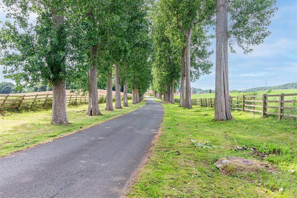 Property photo 2 of 36 Front-12.Jpg