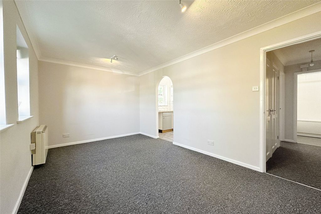 Property photo 3 of 15 Picture No. 04