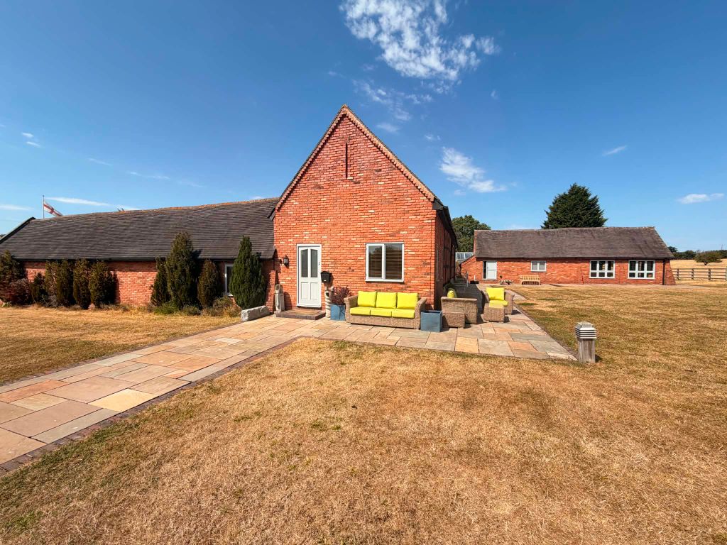 Property photo 1 of 24