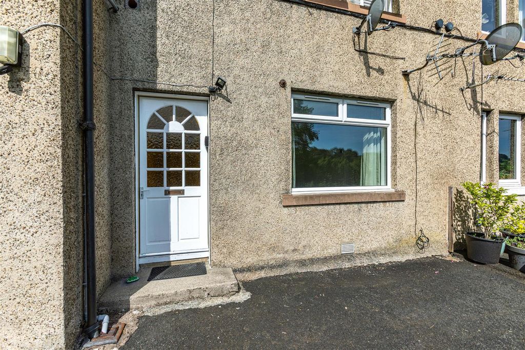 Property photo 2 of 33 229 Magdala Terrace Galashiels 03.Jpg