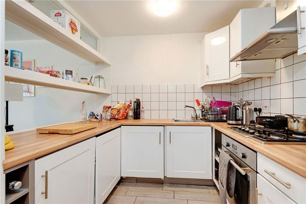 Property photo 2 of 5