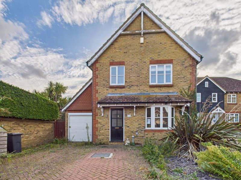 Property photo 1 of 15 Photo 17