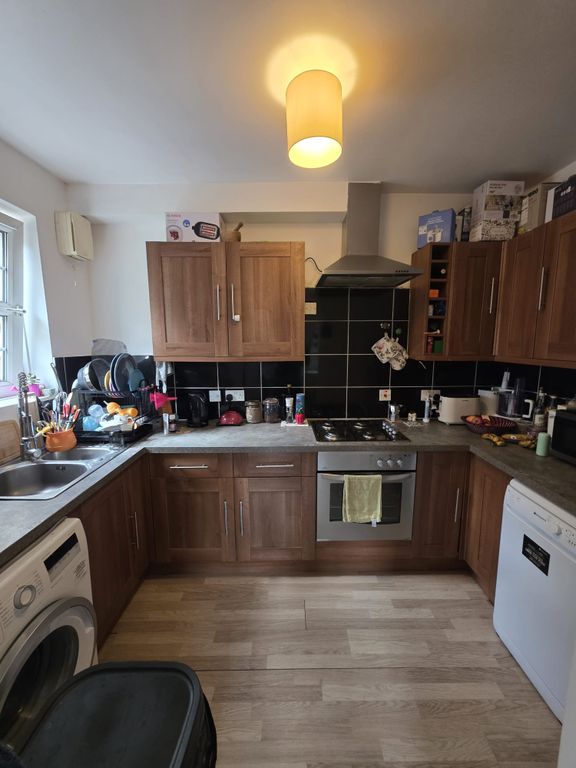 Property photo 2 of 4